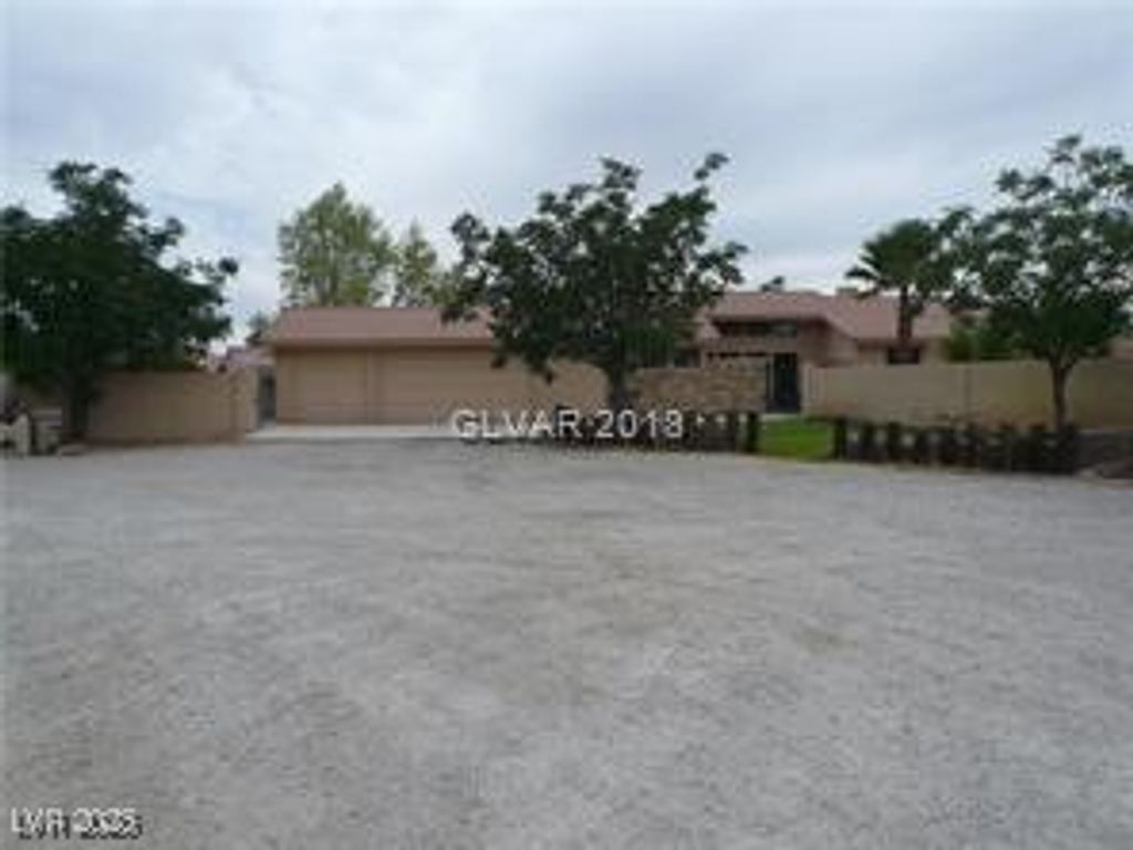 5465 West Meranto Avenue, Las Vegas, NV 89139