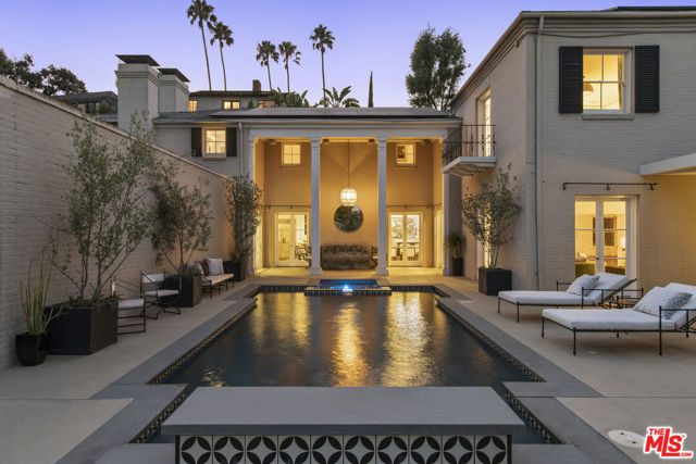 3659 Shannon Road, Los Angeles, CA 90027