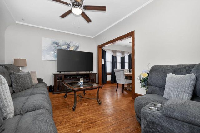 127 Ring STREET, Milwaukee, WI 53212