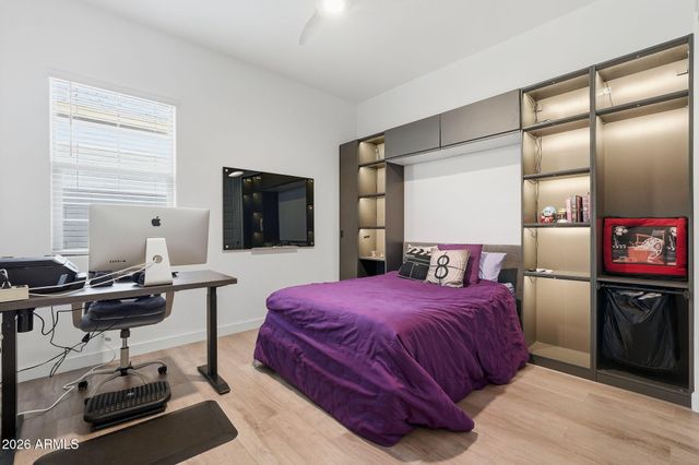 161 E ELMWOOD Place, Chandler, AZ 85249