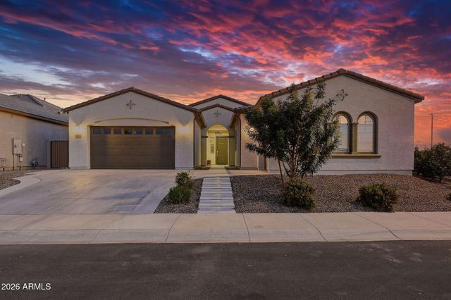 161 E ELMWOOD Place, Chandler, AZ 85249