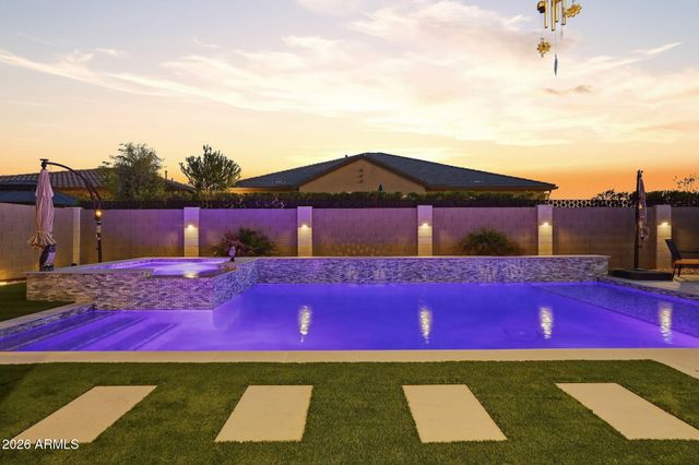 161 E ELMWOOD Place, Chandler, AZ 85249
