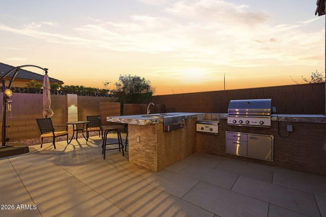 161 E ELMWOOD Place, Chandler, AZ 85249