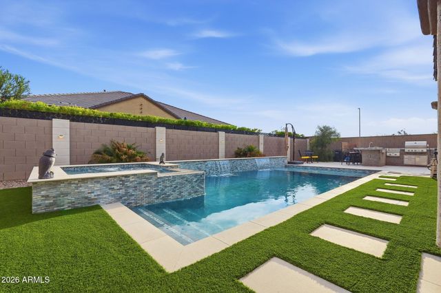161 E ELMWOOD Place, Chandler, AZ 85249
