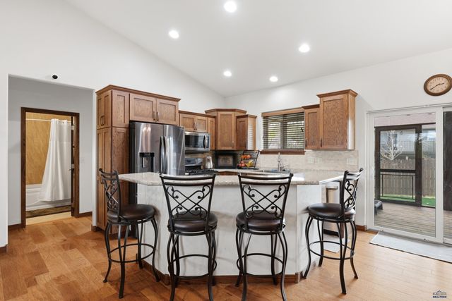 10075 LARAMIE LN, Summerset, SD 57718