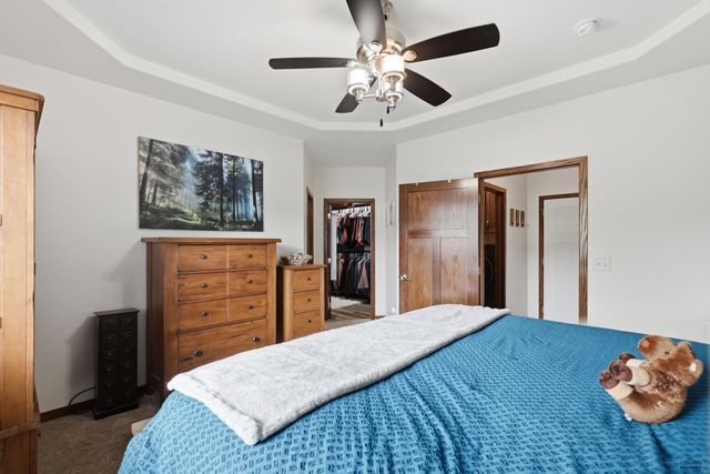10075 LARAMIE LN, Summerset, SD 57718