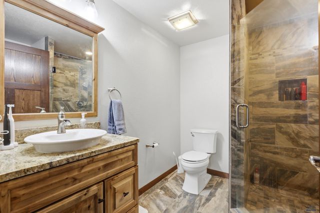 10075 LARAMIE LN, Summerset, SD 57718
