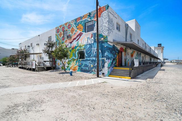 720 Sabine Street, Houston, TX 77007