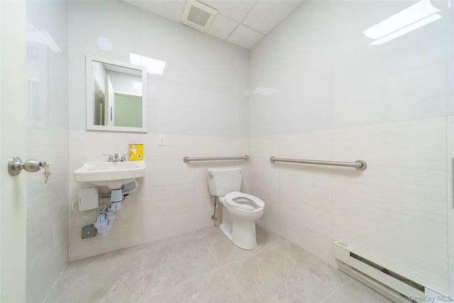 124-28 Queens Boulevard 5A, Kew Gardens, NY 11415