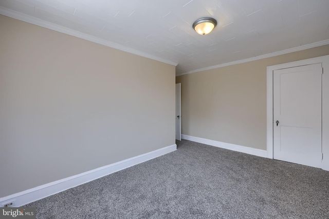 561 BURROWES AVE, Lancaster, PA 17602