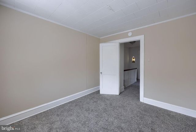 561 BURROWES AVE, Lancaster, PA 17602
