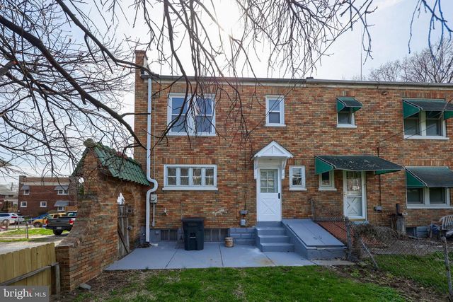 561 BURROWES AVE, Lancaster, PA 17602