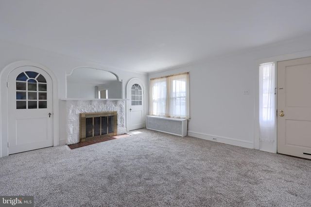 561 BURROWES AVE, Lancaster, PA 17602
