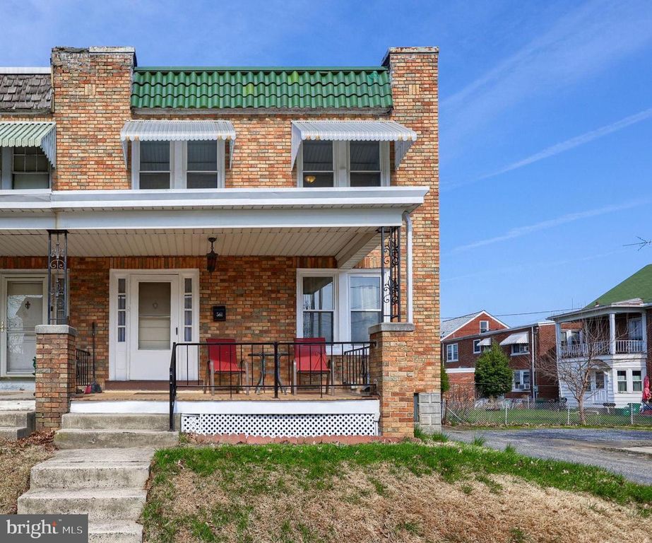 561 BURROWES AVE, Lancaster, PA 17602