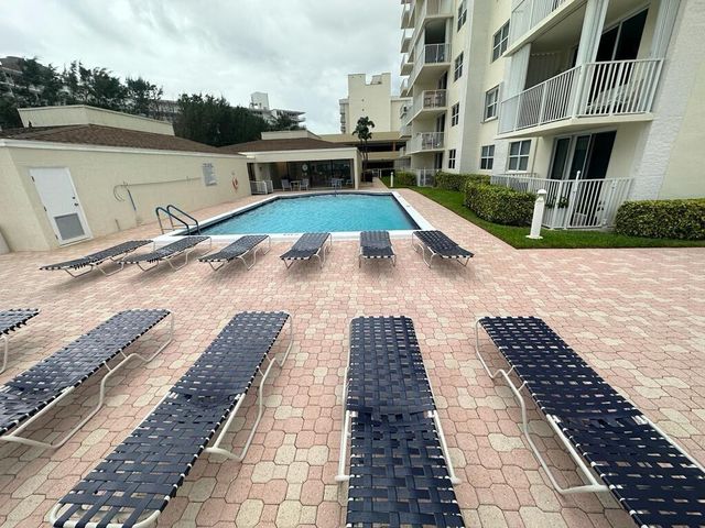 3540 S Ocean Boulevard 208, South Palm Beach, FL 33480