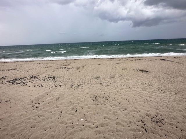 3540 S Ocean Boulevard 208, South Palm Beach, FL 33480