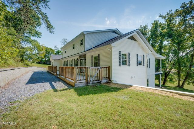 194 Sparks Road, Johnson City, TN 37601