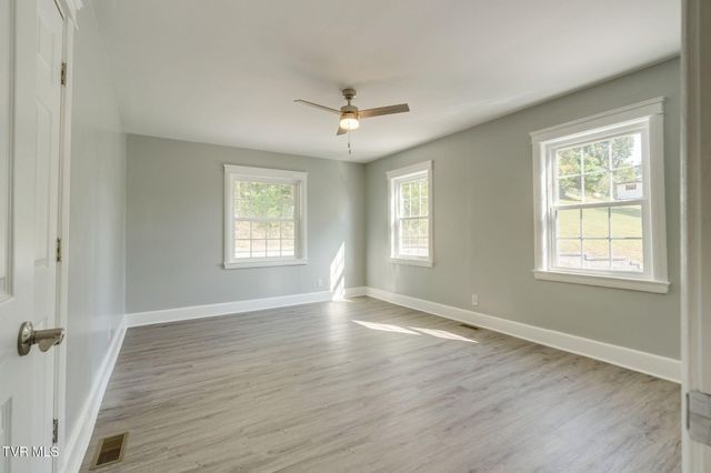 194 Sparks Road, Johnson City, TN 37601