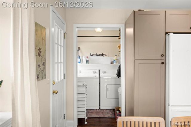 1808 Lombardy, Highland, MI 48356