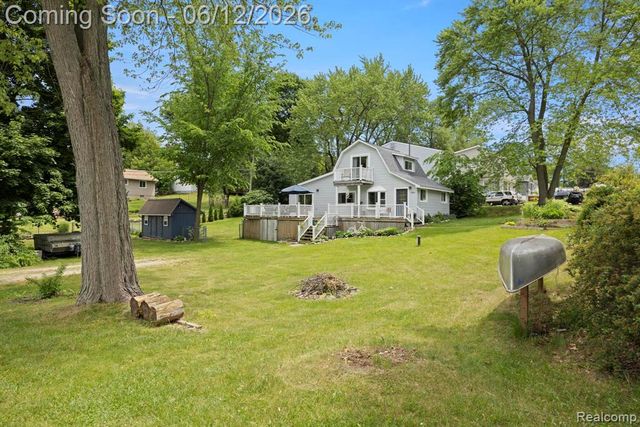 1808 Lombardy, Highland, MI 48356