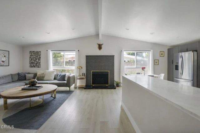 863 S Vecino Drive, Glendora, CA 91740