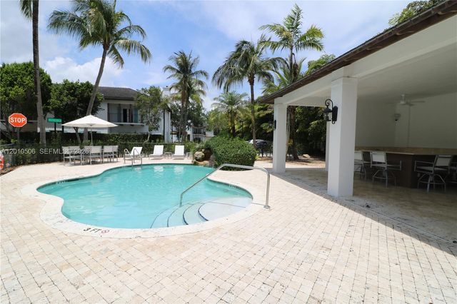 7961 SW 110th Ter, Miami, FL 33156