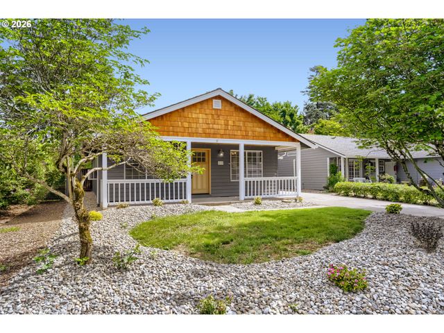 218 Sw 11TH St, Dundee, OR 97115