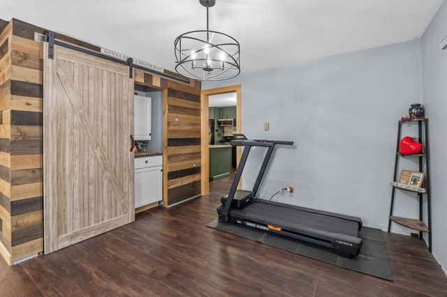 25 Rainbow Lane, Mashpee, MA 02649