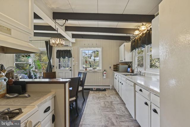 104 PRICE DR, Little Egg Harbor Twp, NJ 08087