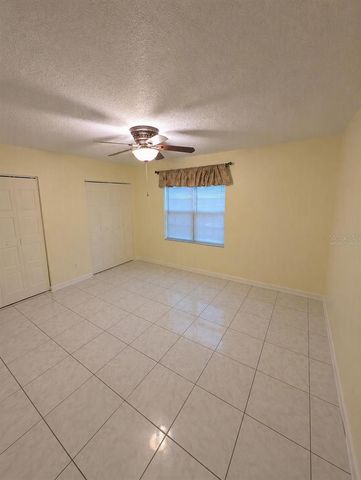 8002 WOODVINE PLACE, Tampa, FL 33615