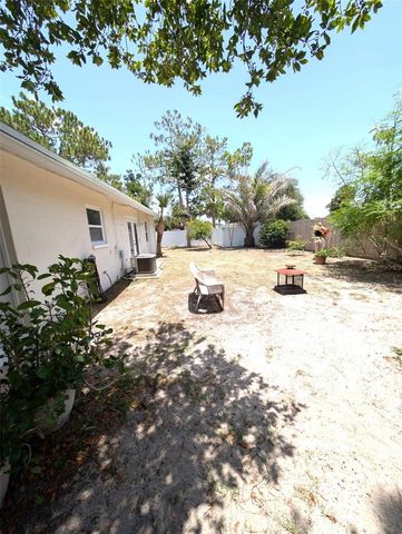 8002 WOODVINE PLACE, Tampa, FL 33615