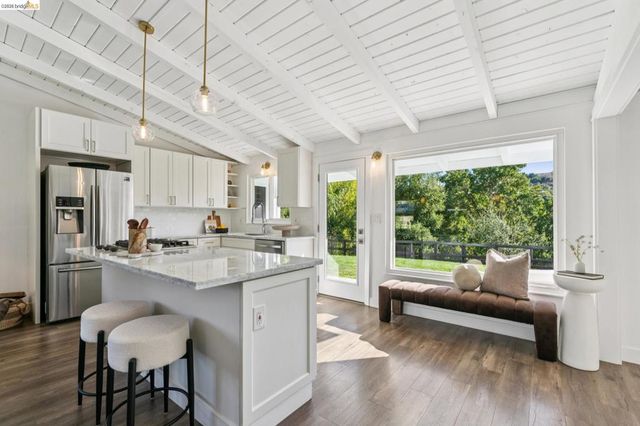 3349 Betty Ln, Lafayette, CA 94549