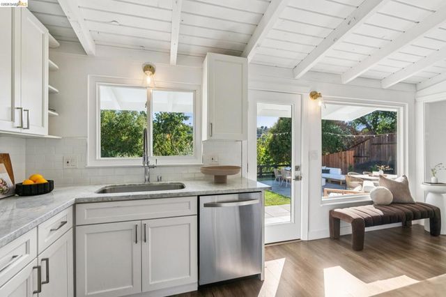 3349 Betty Ln, Lafayette, CA 94549