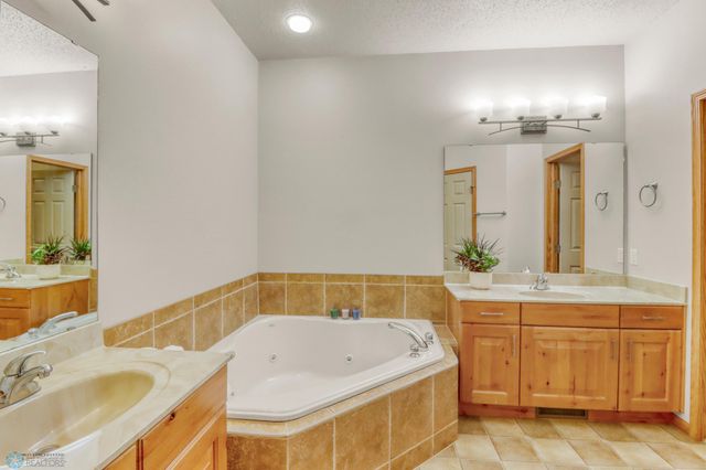 4375 58th Street S, Fargo, ND 58104