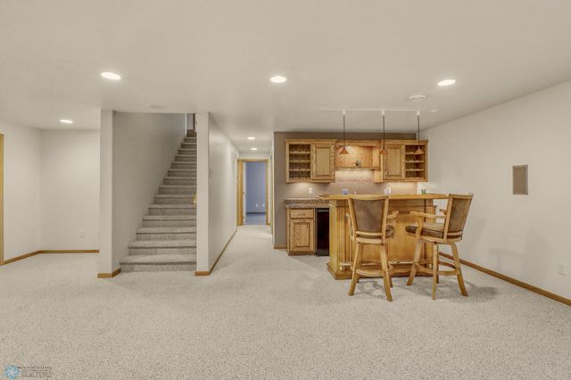 4375 58th Street S, Fargo, ND 58104