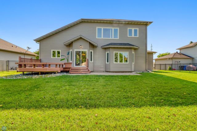 4375 58th Street S, Fargo, ND 58104