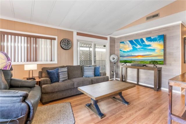 929 E Foothill 155, Upland, CA 91786