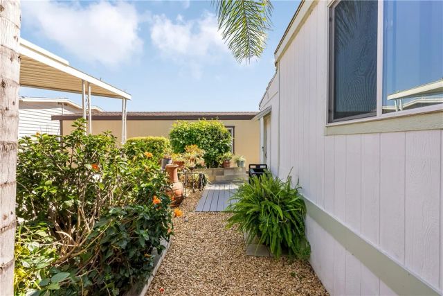 929 E Foothill 155, Upland, CA 91786