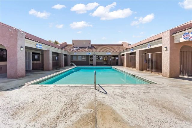 929 E Foothill 155, Upland, CA 91786
