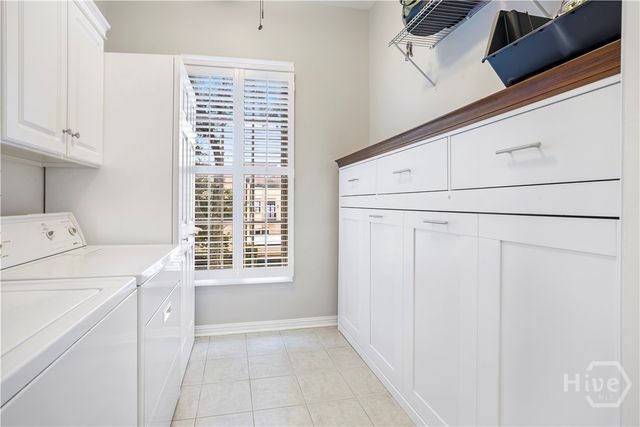 317 W Charlton Street, Savannah, GA 31401