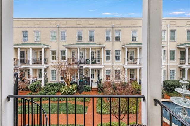 317 W Charlton Street, Savannah, GA 31401