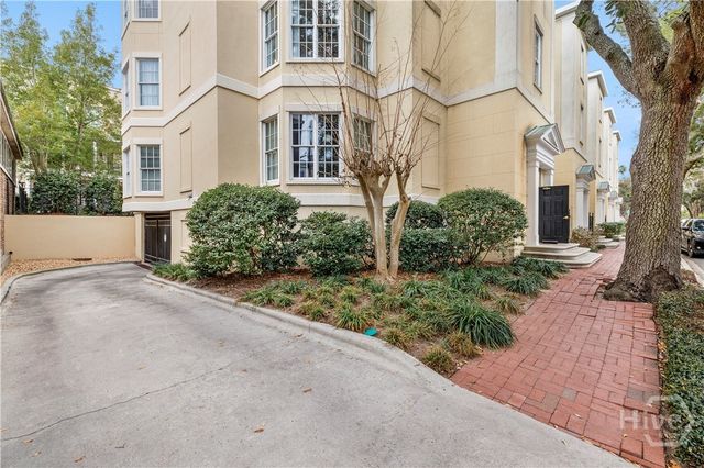 317 W Charlton Street, Savannah, GA 31401