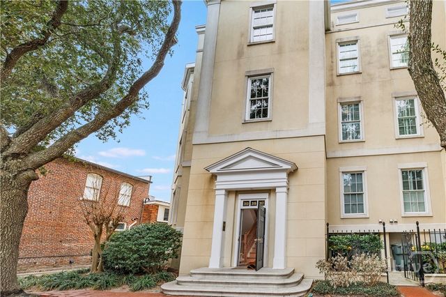 317 W Charlton Street, Savannah, GA 31401