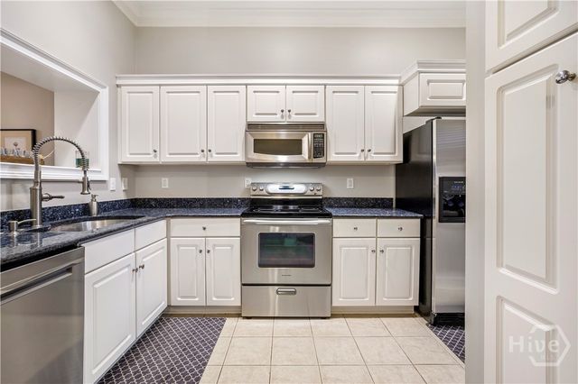 317 W Charlton Street, Savannah, GA 31401