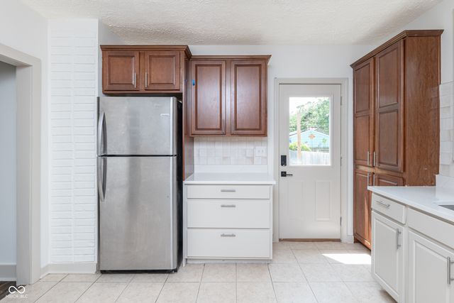 6154 Rosslyn Avenue, Indianapolis, IN 46220