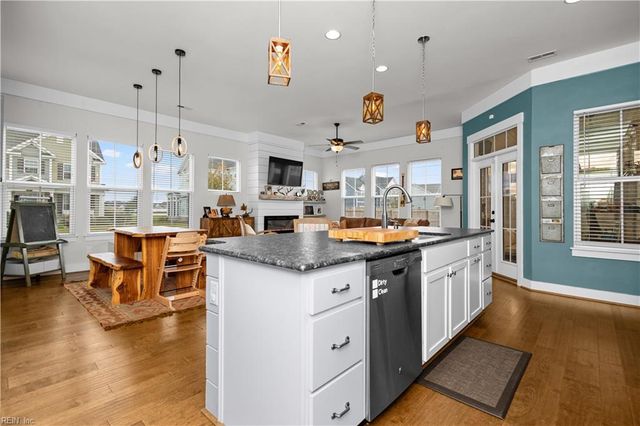 401 Campus DR, Moyock, NC 27958