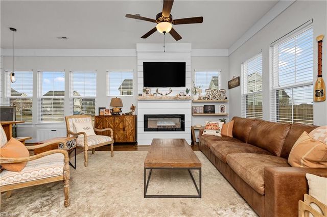 401 Campus DR, Moyock, NC 27958