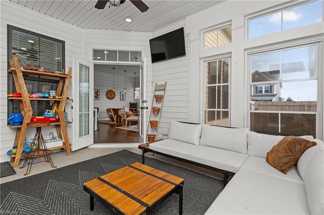 401 Campus DR, Moyock, NC 27958