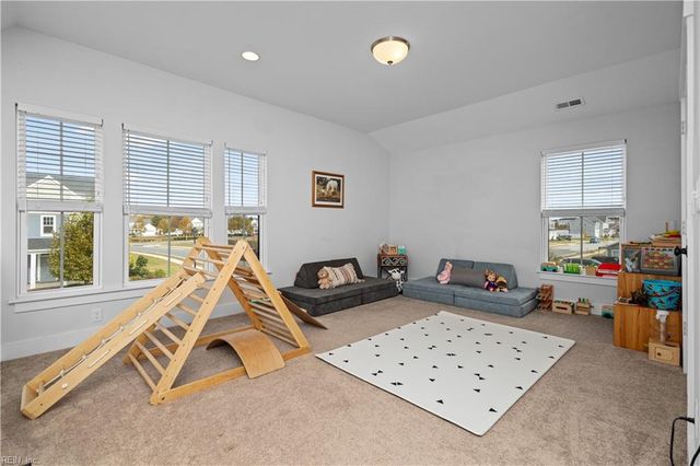 401 Campus DR, Moyock, NC 27958