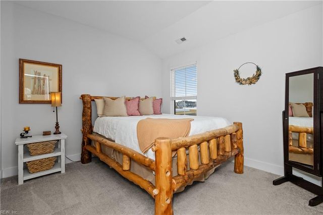 401 Campus DR, Moyock, NC 27958